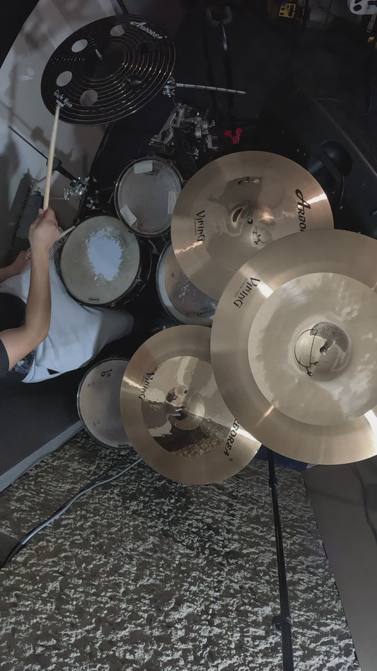 O-Zone Arborea Dark Moon Series 16" (B8)